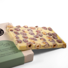 Pavé de noisettes grillées et chocolat