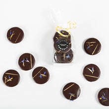 Shortbread butter cookies with wildflowers