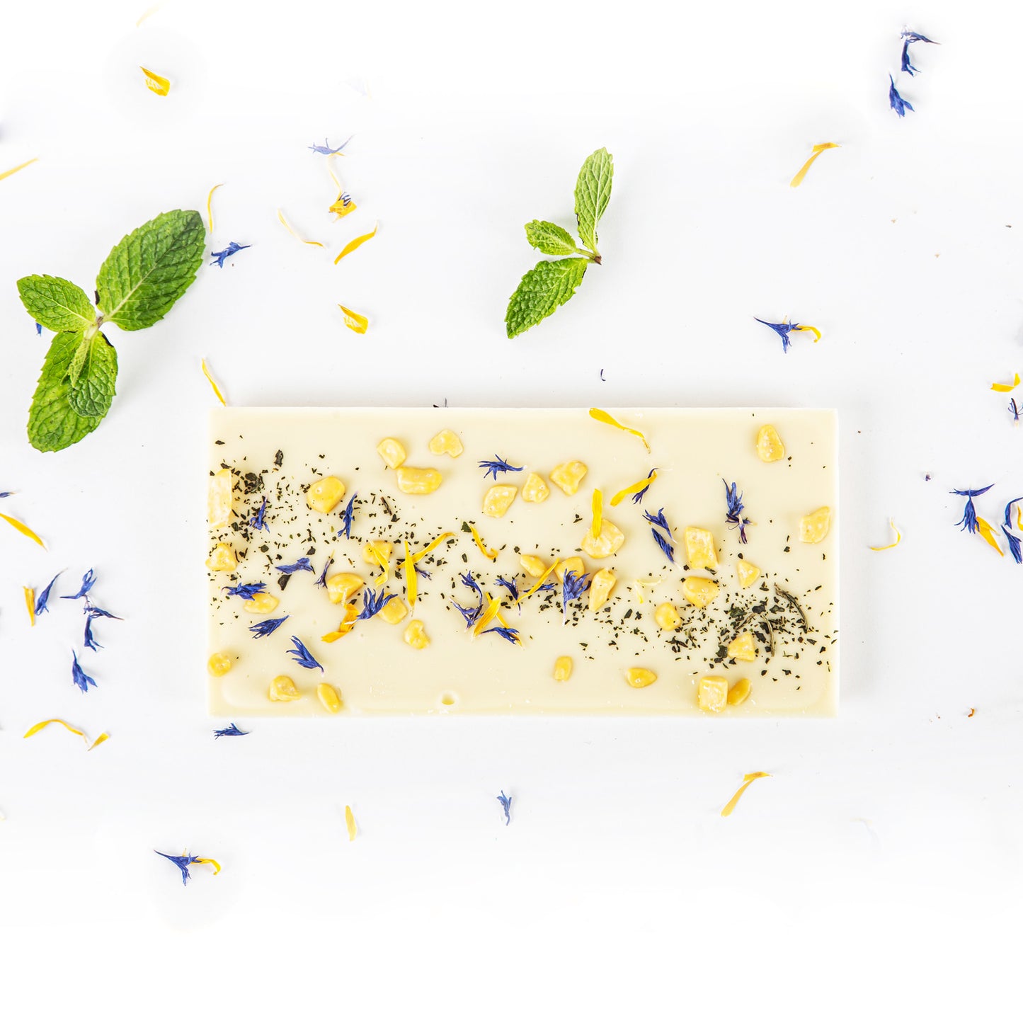 White chocolate bar, passion fruit and wild mint